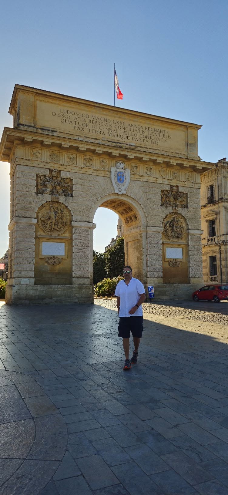 Nicholas at a monumental French arch