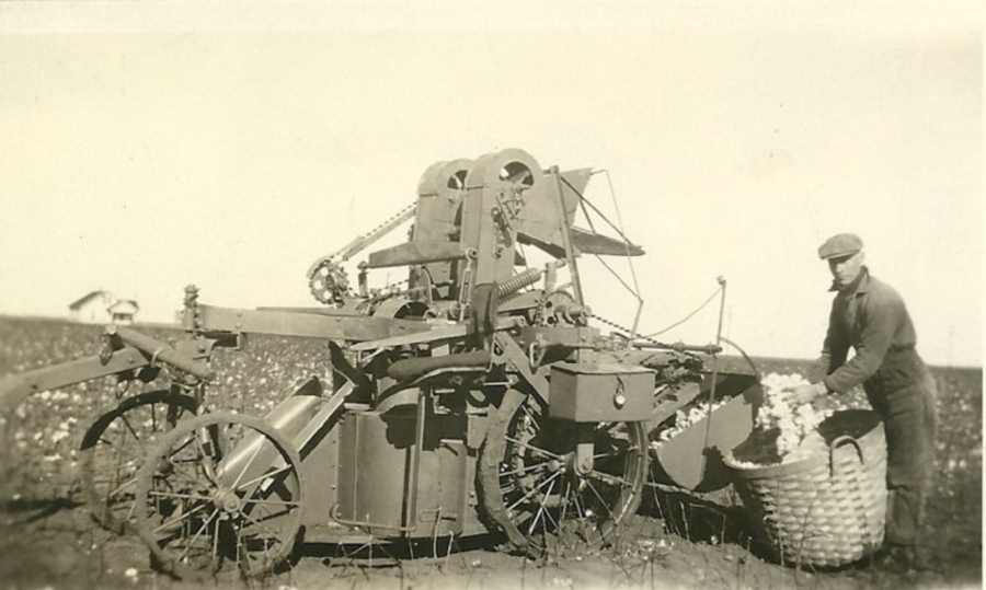 1928 Model E Cotton Picker Near Ralls