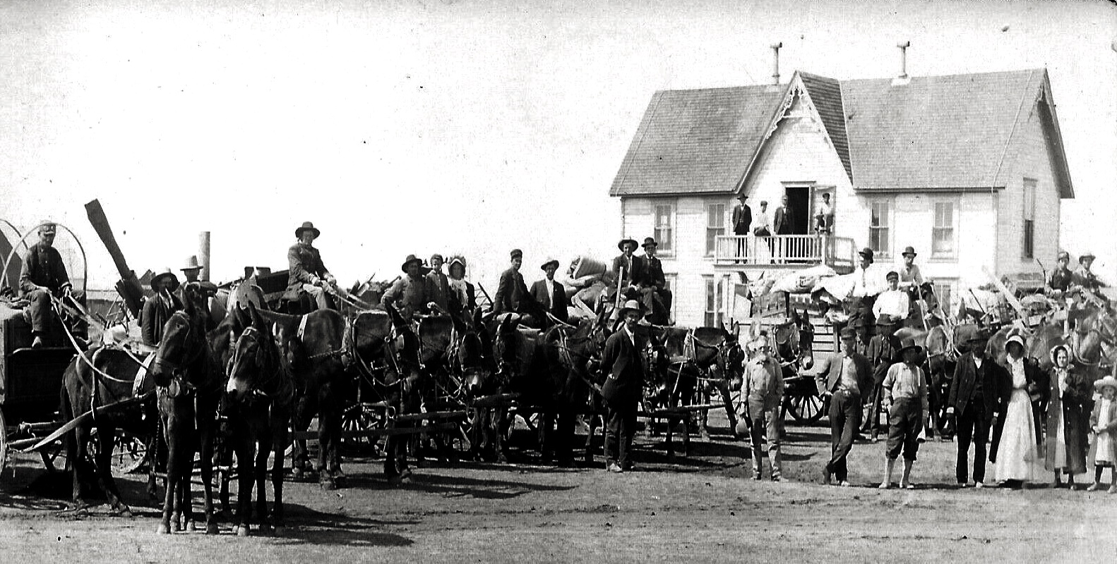 Railroad Construction begins in Silverton Texas  in 1915