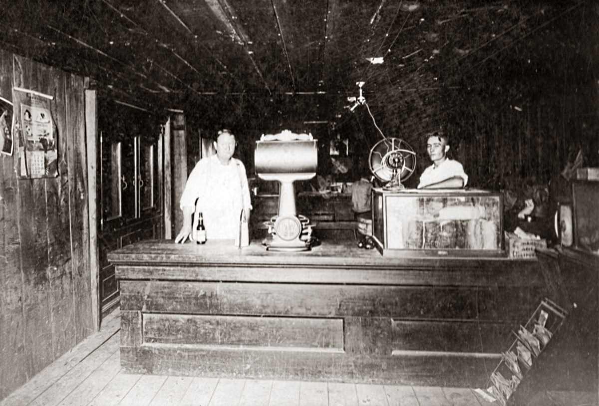 Alonzo Pierce & Son Store in 1910 Snyder