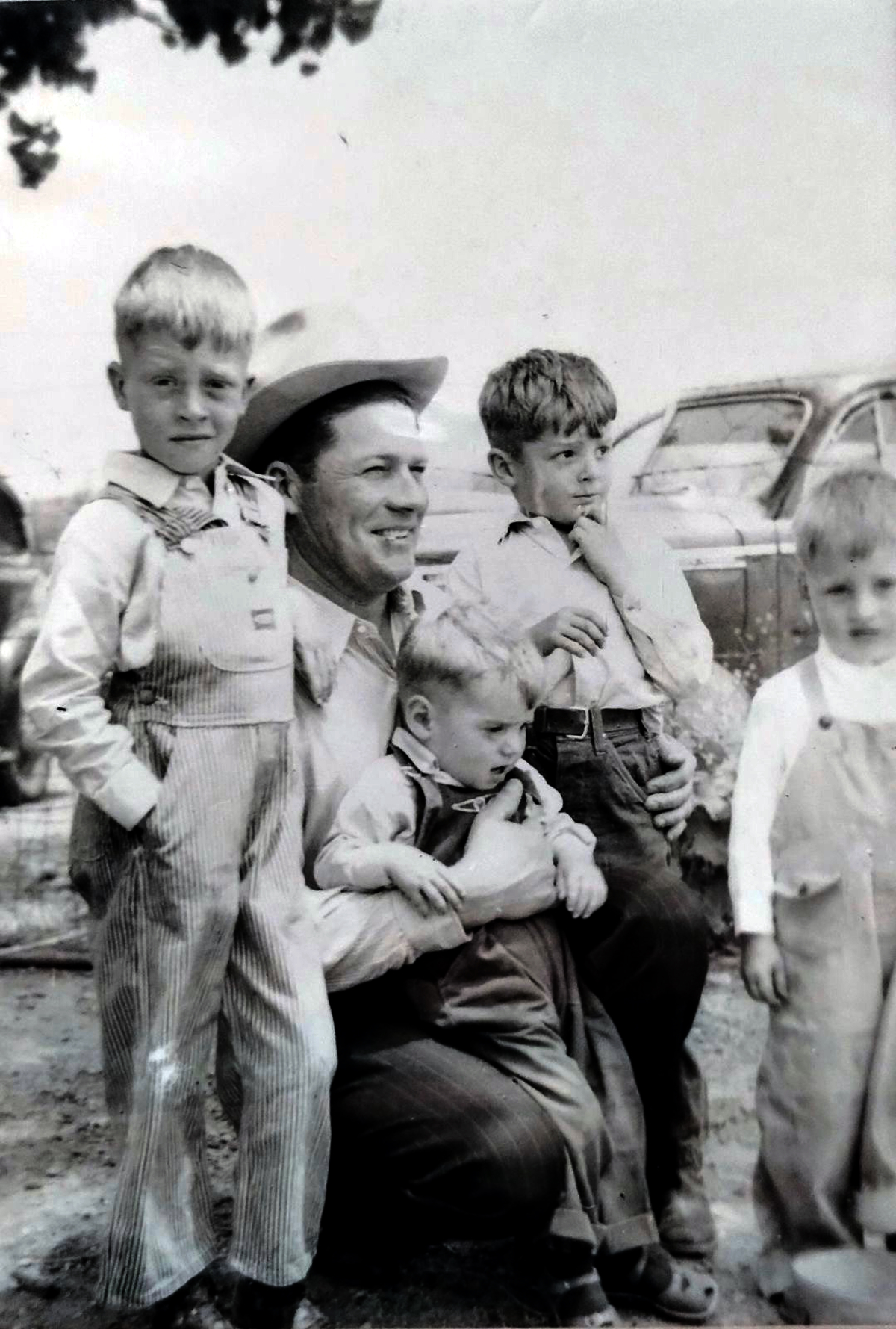 Charles Bird Sr. and Boys in 1940