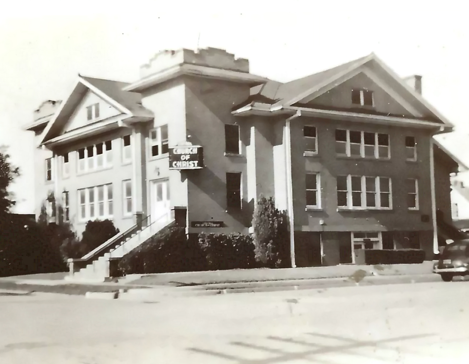 Church of Christ in Cleburne in 1950s