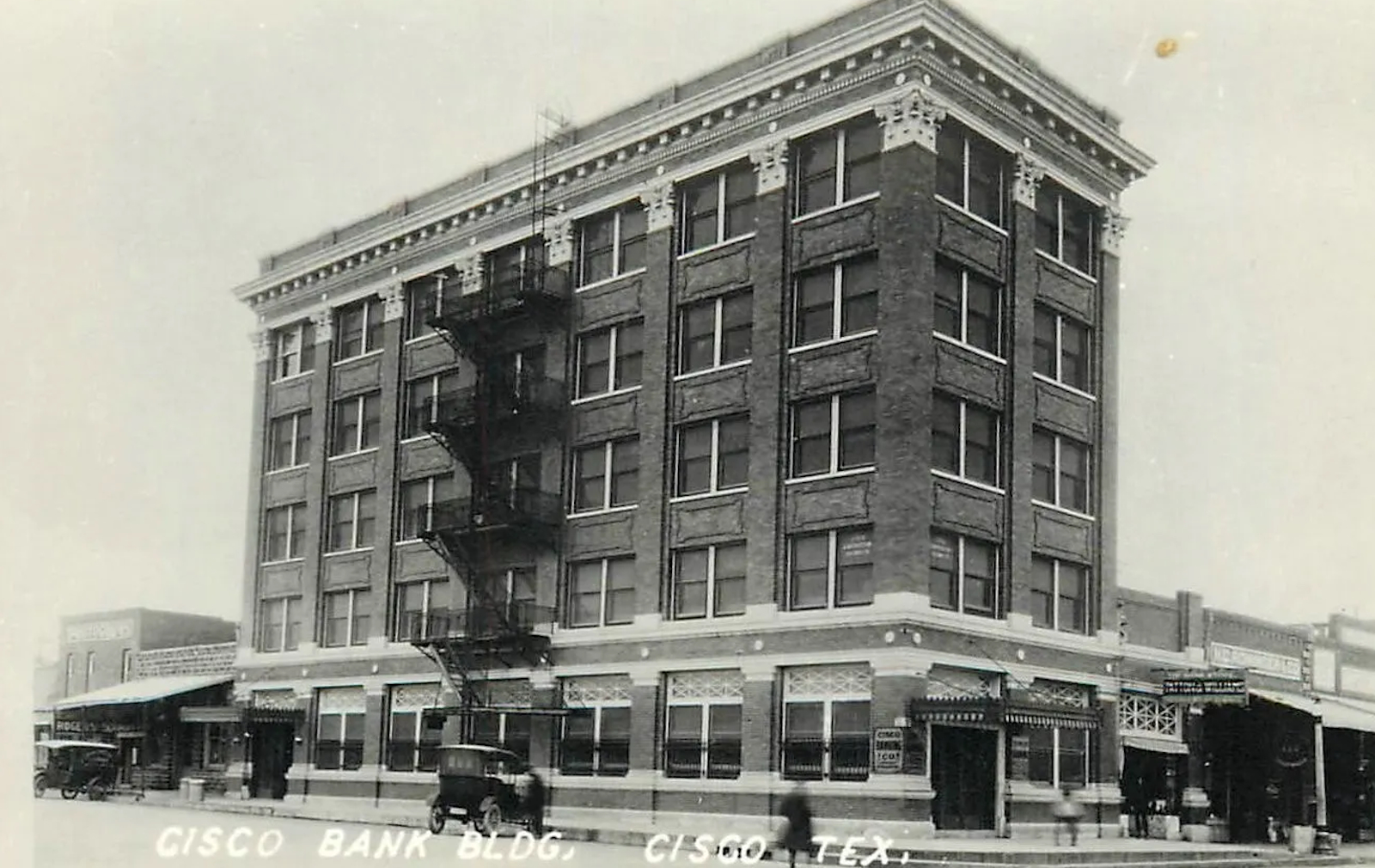 Cisco Bank Building in 1930s