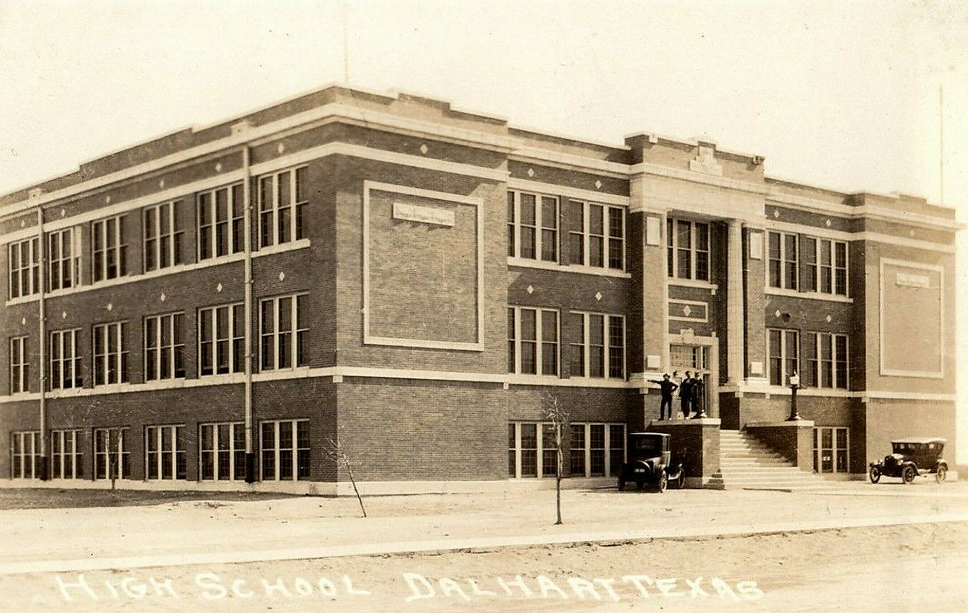 Dalhart High School in 1927