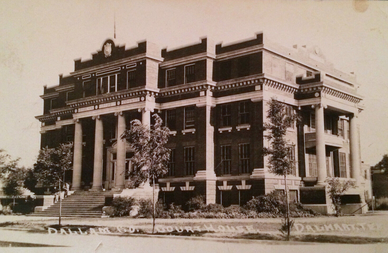 Dallam County Courthouse in 1943