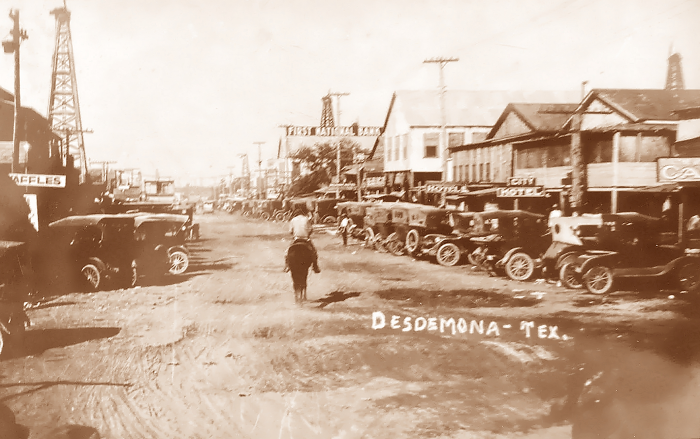 Desdemona Street Scene in 1920s