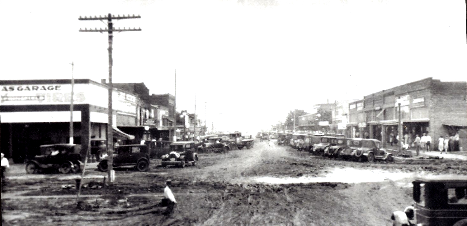 Downtown Pampa in 1920s
