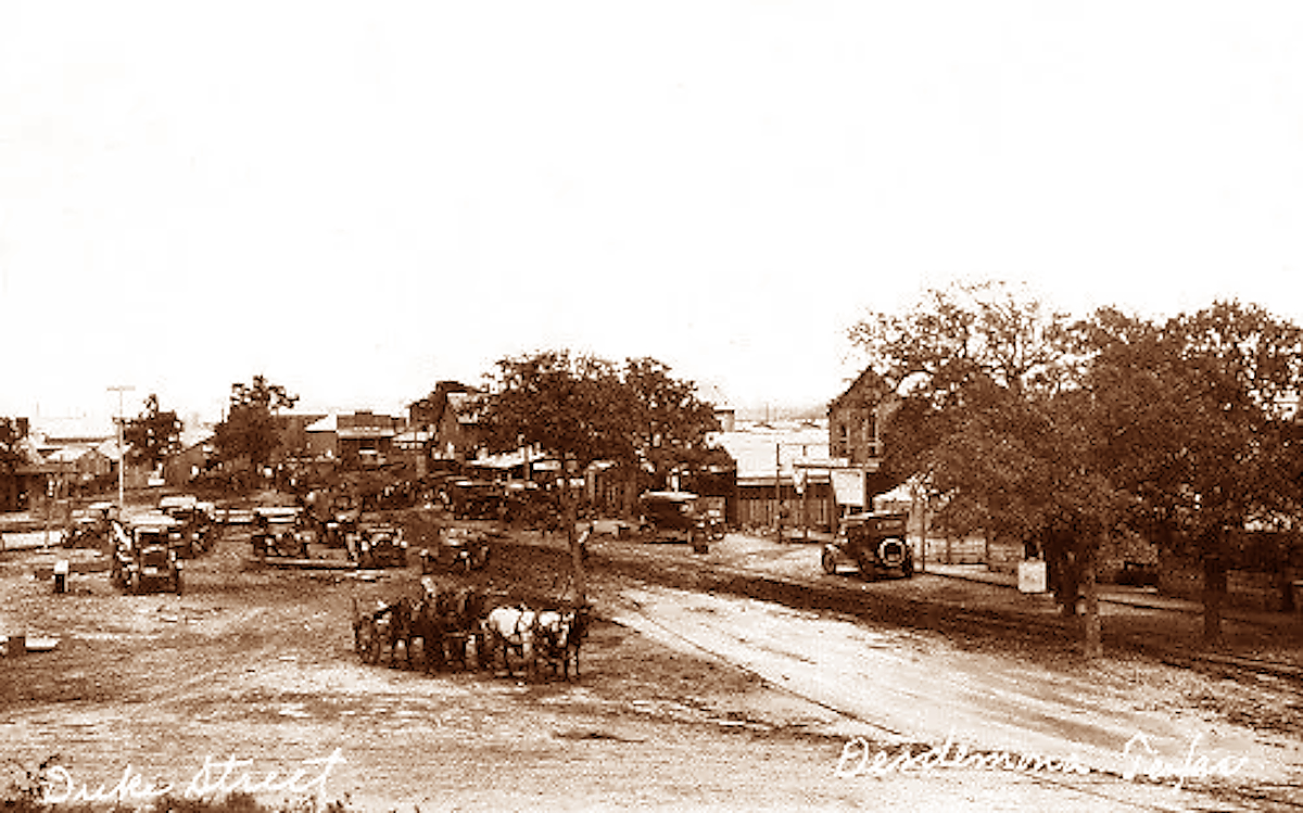 Duke Street in Desdemona in 1920s