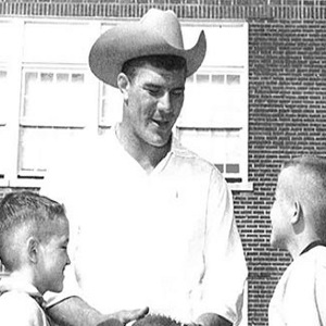 E J Hollub with young fans
