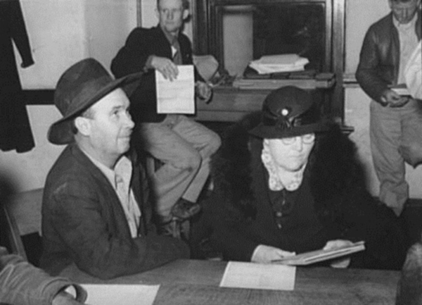 Farmers at FSA Meeting in Mason in 1939