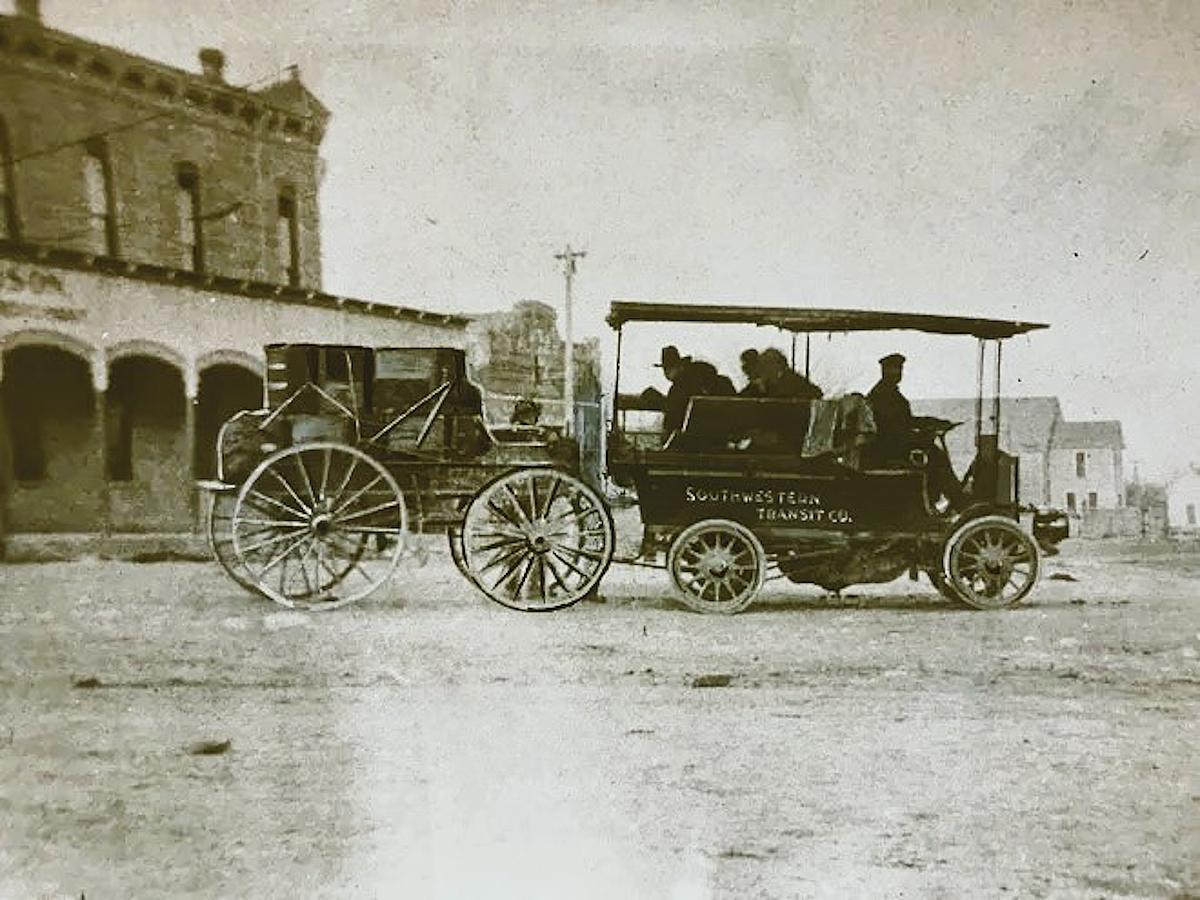 First Bus in San Angelo in 1889