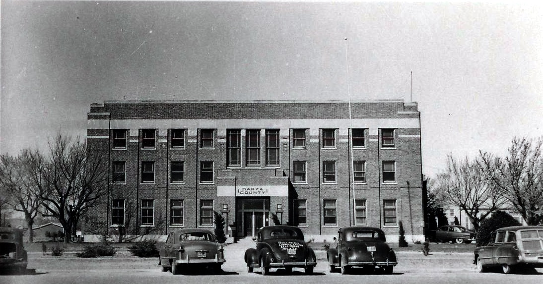 Garza County Courthouse 1940s