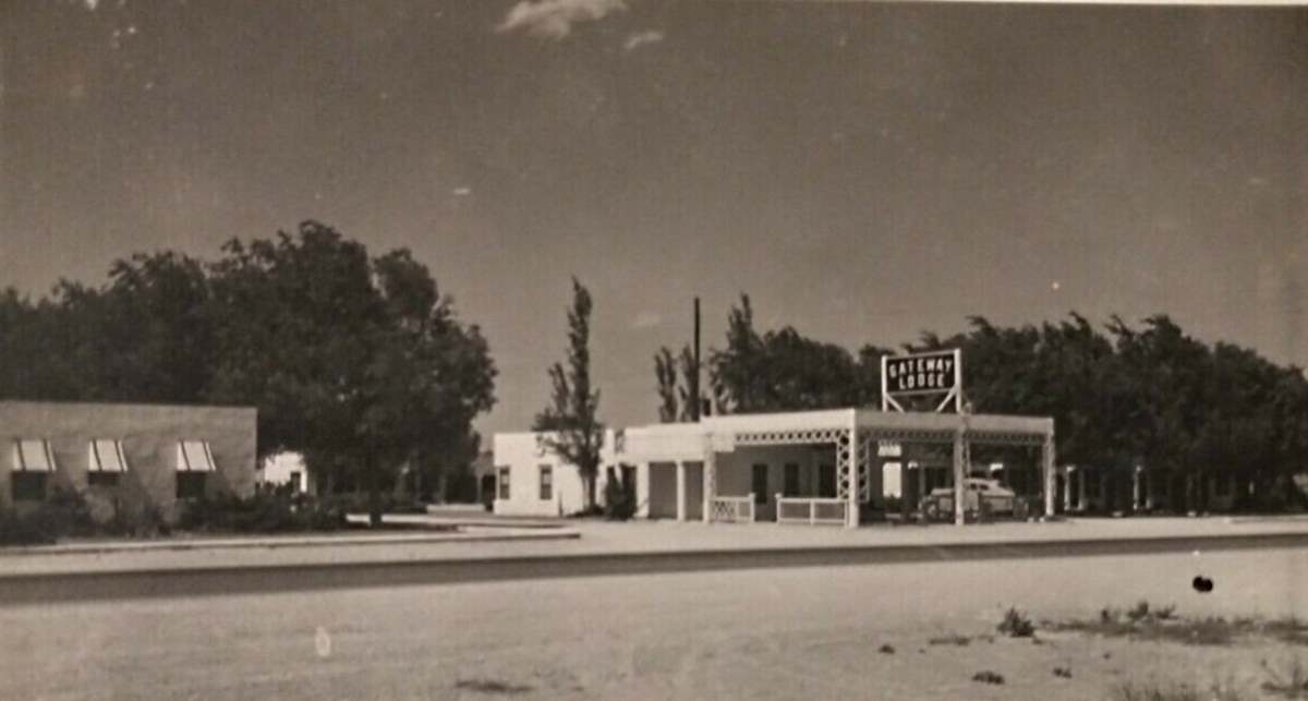 Gateway Lodge in Fort Stockton in 1940s