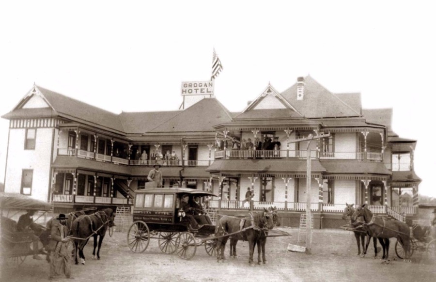 Grogan Hotel in Sweetwater Texas in 1907