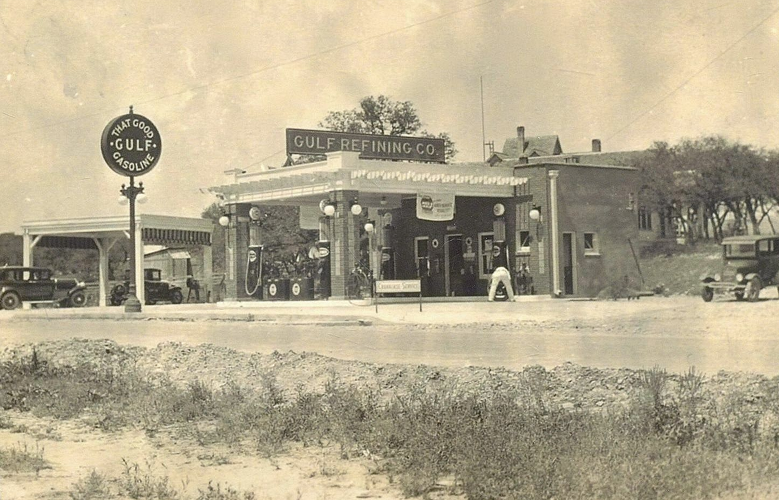Gulf Station in Kerrville in 1930