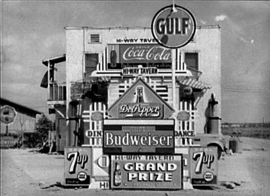 Hi-Way Tavern & Gas Station in Crystal City in 1939