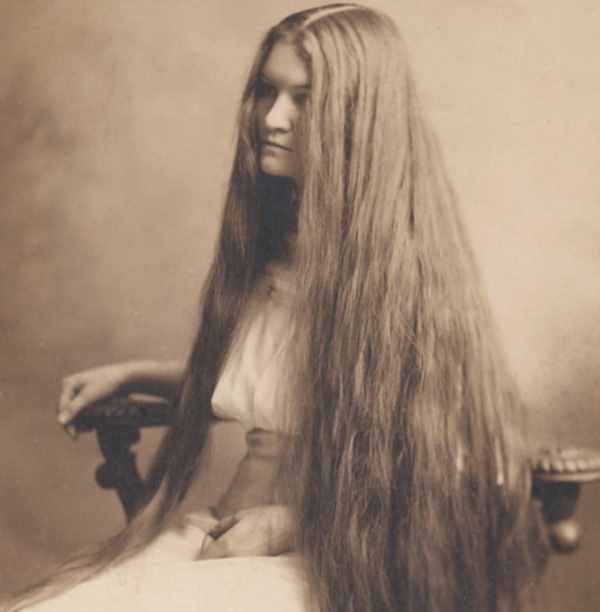 Iva Mae Macon in 1913