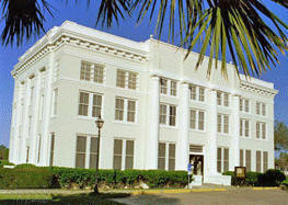 Kenedy County Courthouse