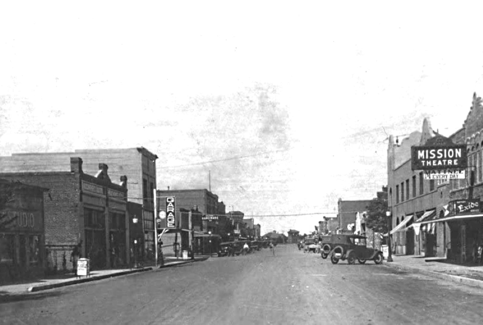 Main Street Looking North in Dalhart in 1920