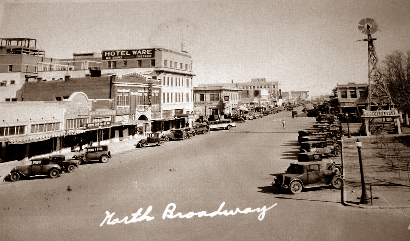 North Broadway in Plainview in 1930s