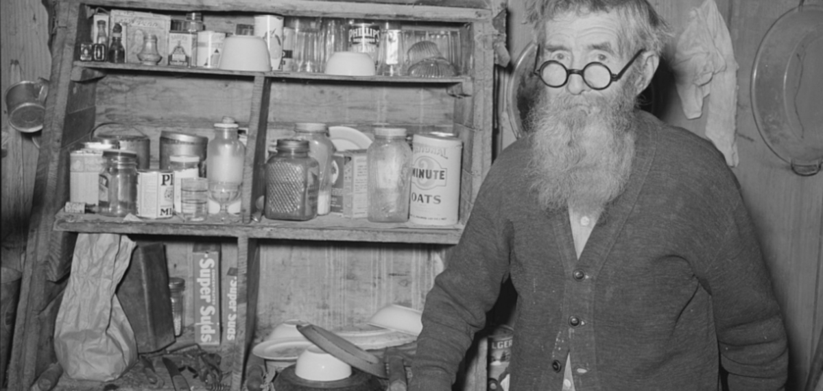 Old-time Trail Driver in Kitchen Crystal City