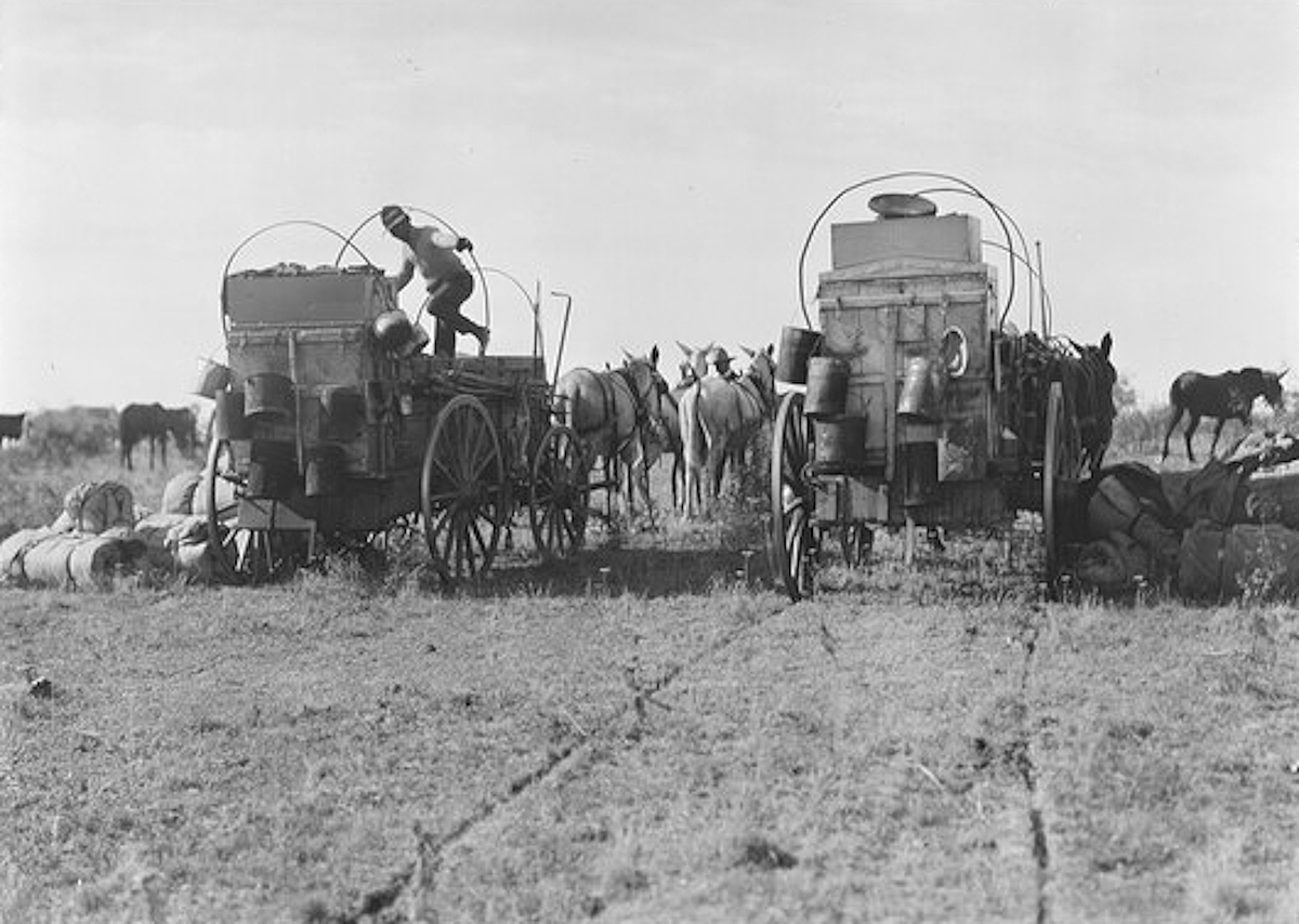 Spur and Matador Chuck Wagons Pitch Camp