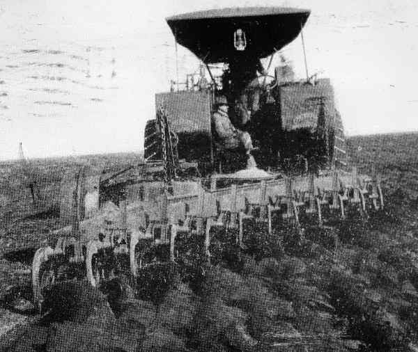 Steam Powered Tractor Vega Texas 1910