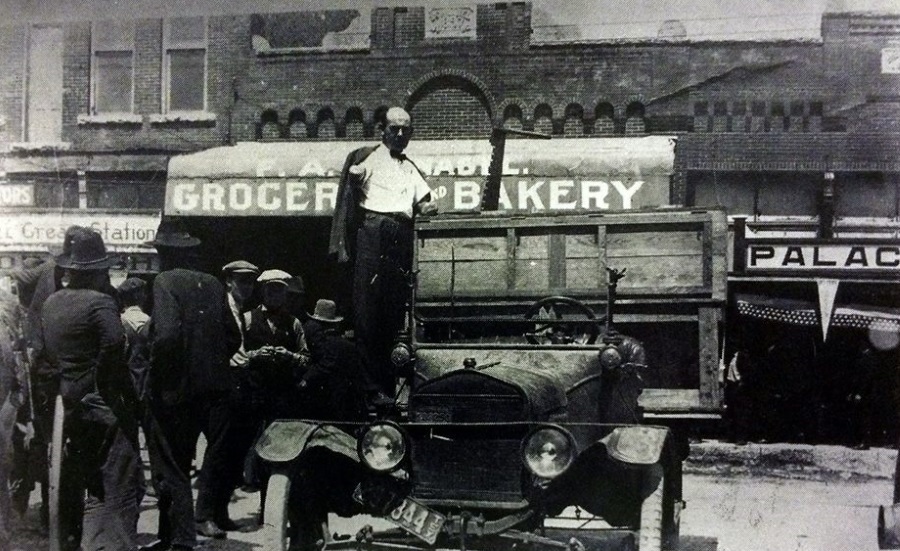 1910 Stephenville Businesses on Washington Street