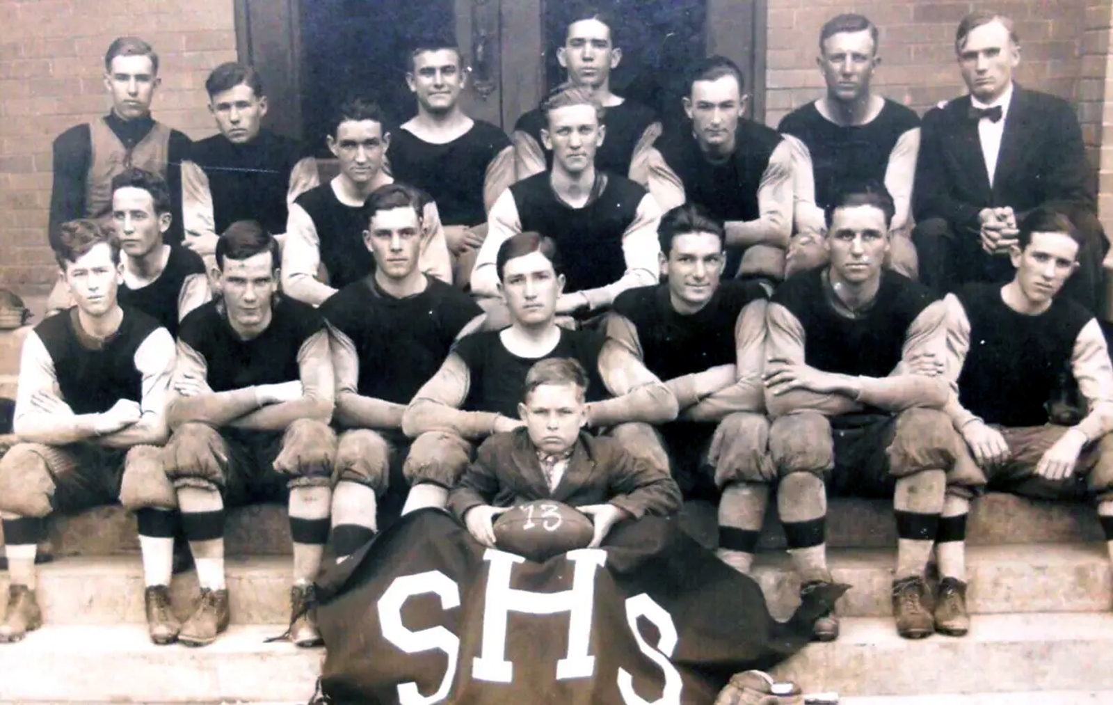 Sweetwater HS Football Team in 1913