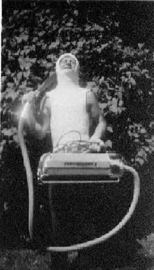 Vacuum Cools Man in Body Cast