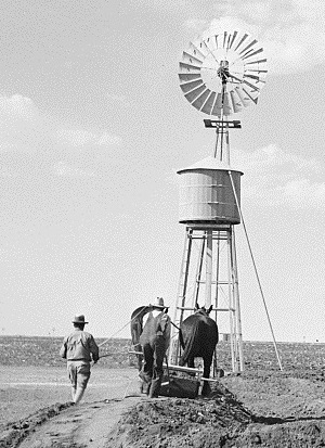 Digging an Earth Tank with horse-drawn plow in Hockley County 1936